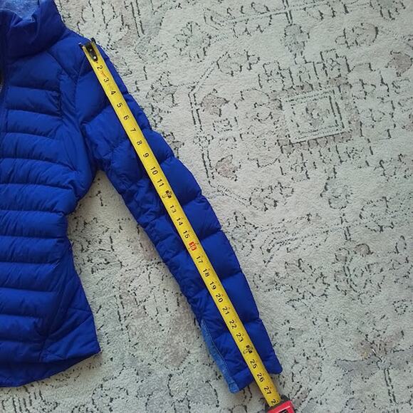 Lululemon Women’s Blue Down Puffer Jacket – Size XS - Picture 7 of 7